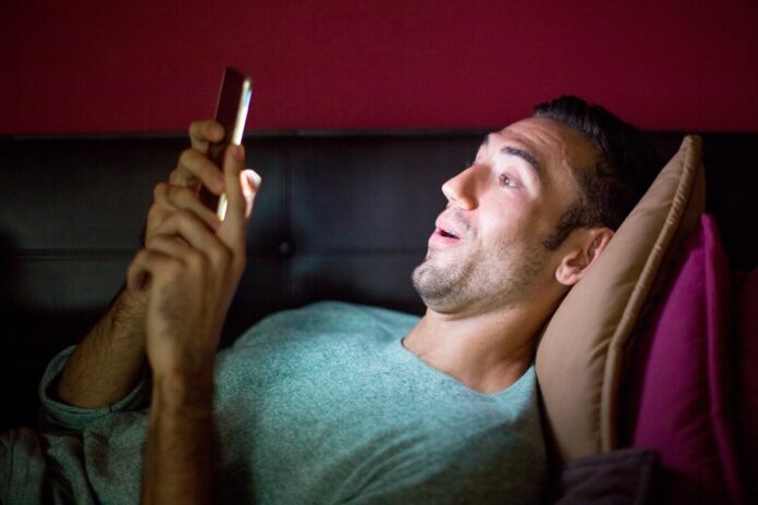 surprised-man-using-smartphone-sofa-night_1262-5870 Mumbaikars